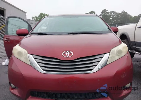 2011 Toyota Sienna Xle V6 из США, поврежденный, VIN 5TDYK3DCXBS001286